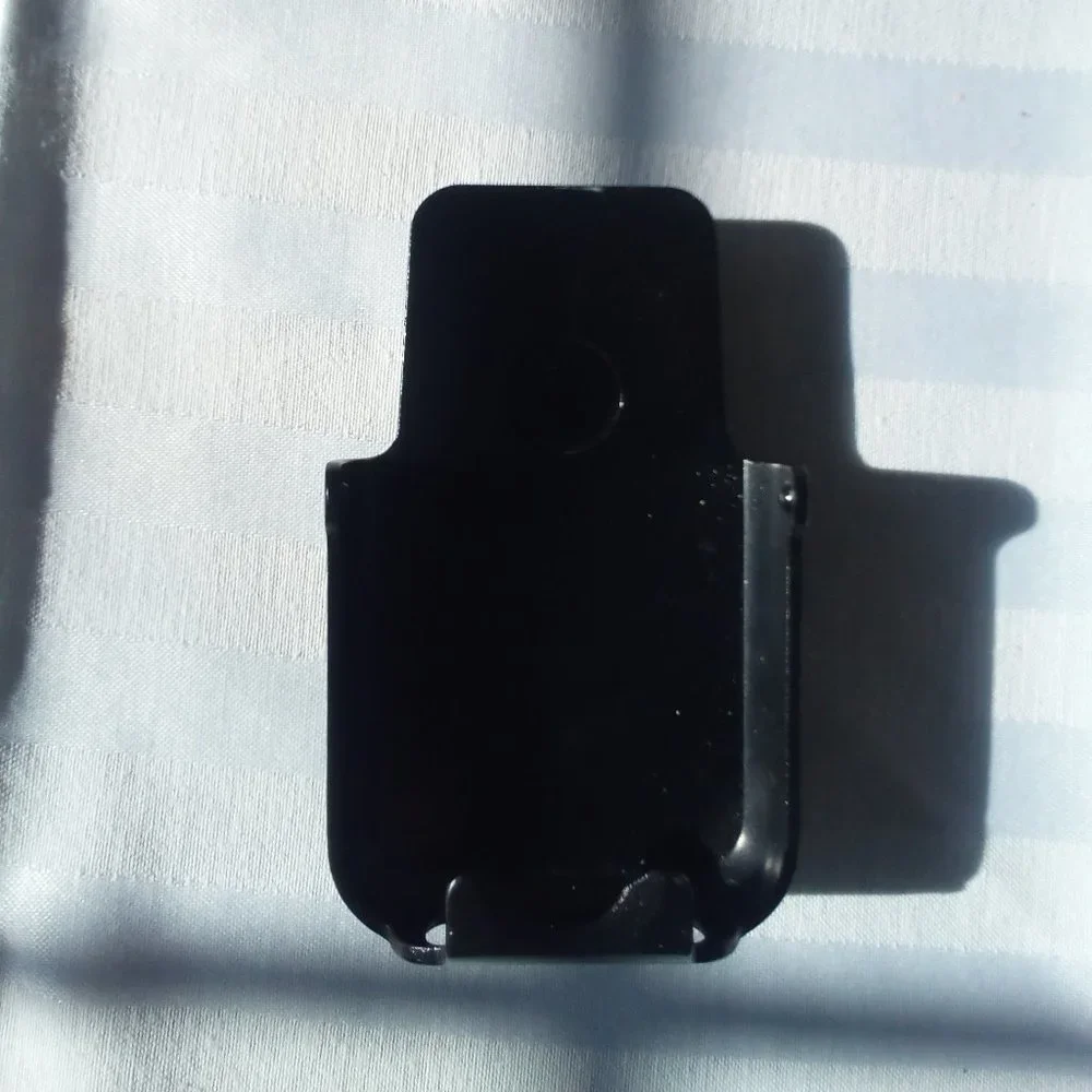 LIKE NEW Otterbox Phone clip